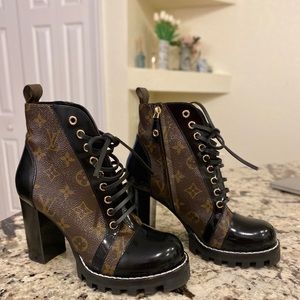 Louis Vuitton Star Trail Ankle Boot